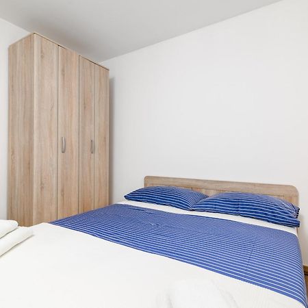 Apartments with a parking space Premantura, Medulin - 2228 Ruang foto