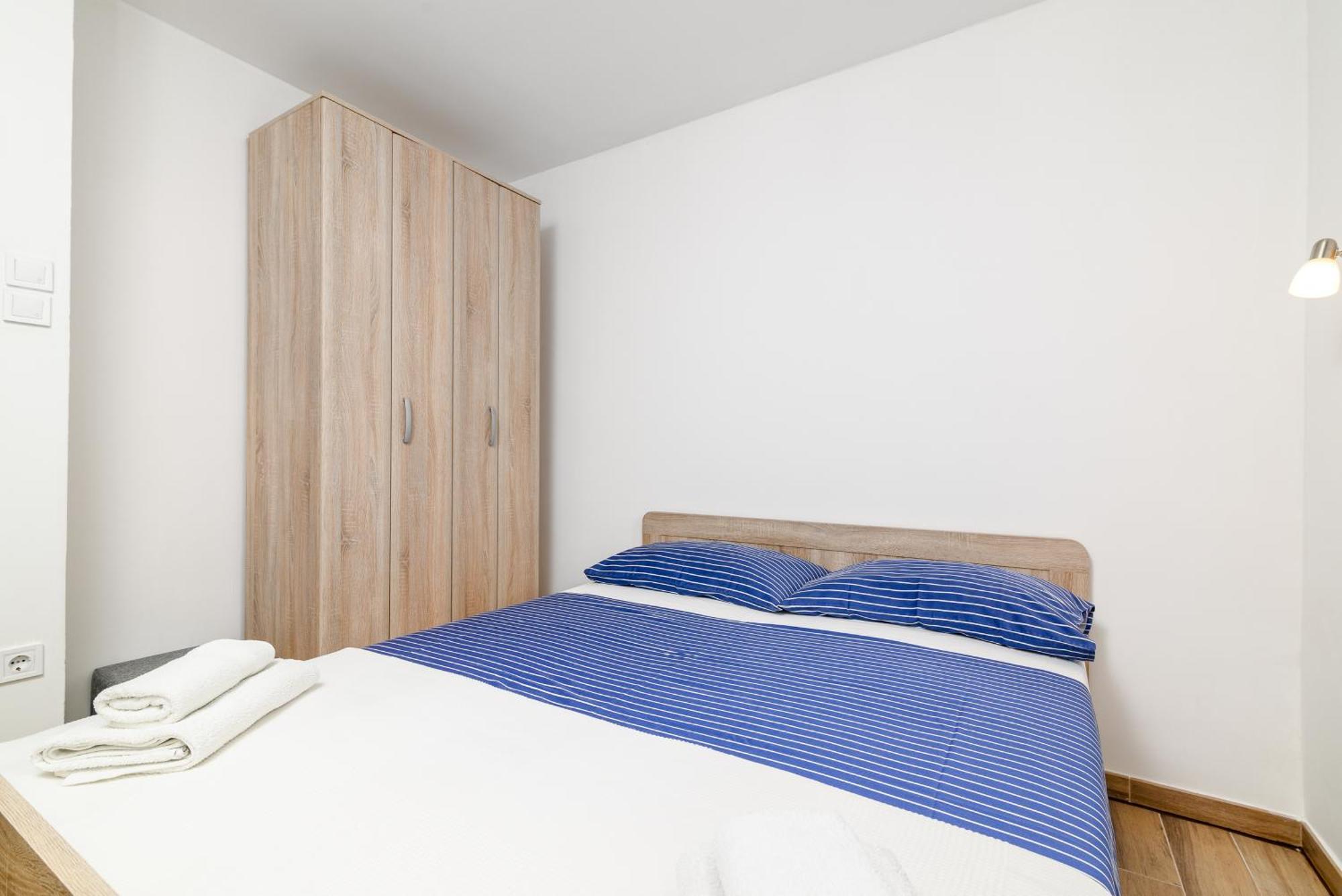 Apartments with a parking space Premantura, Medulin - 2228 Ruang foto